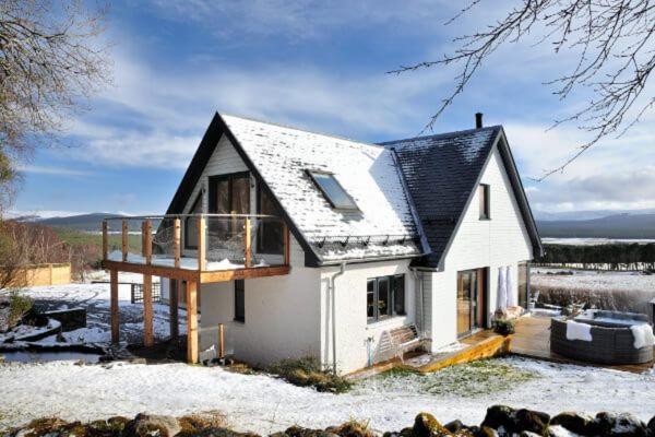 Toms Lodge, Boat Of Garten, Scottish Highlands エクステリア 写真